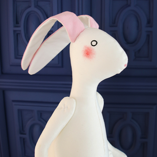 Rabbit totalmente artesanal, hecho a mano en el taller por Oh my Rabbit